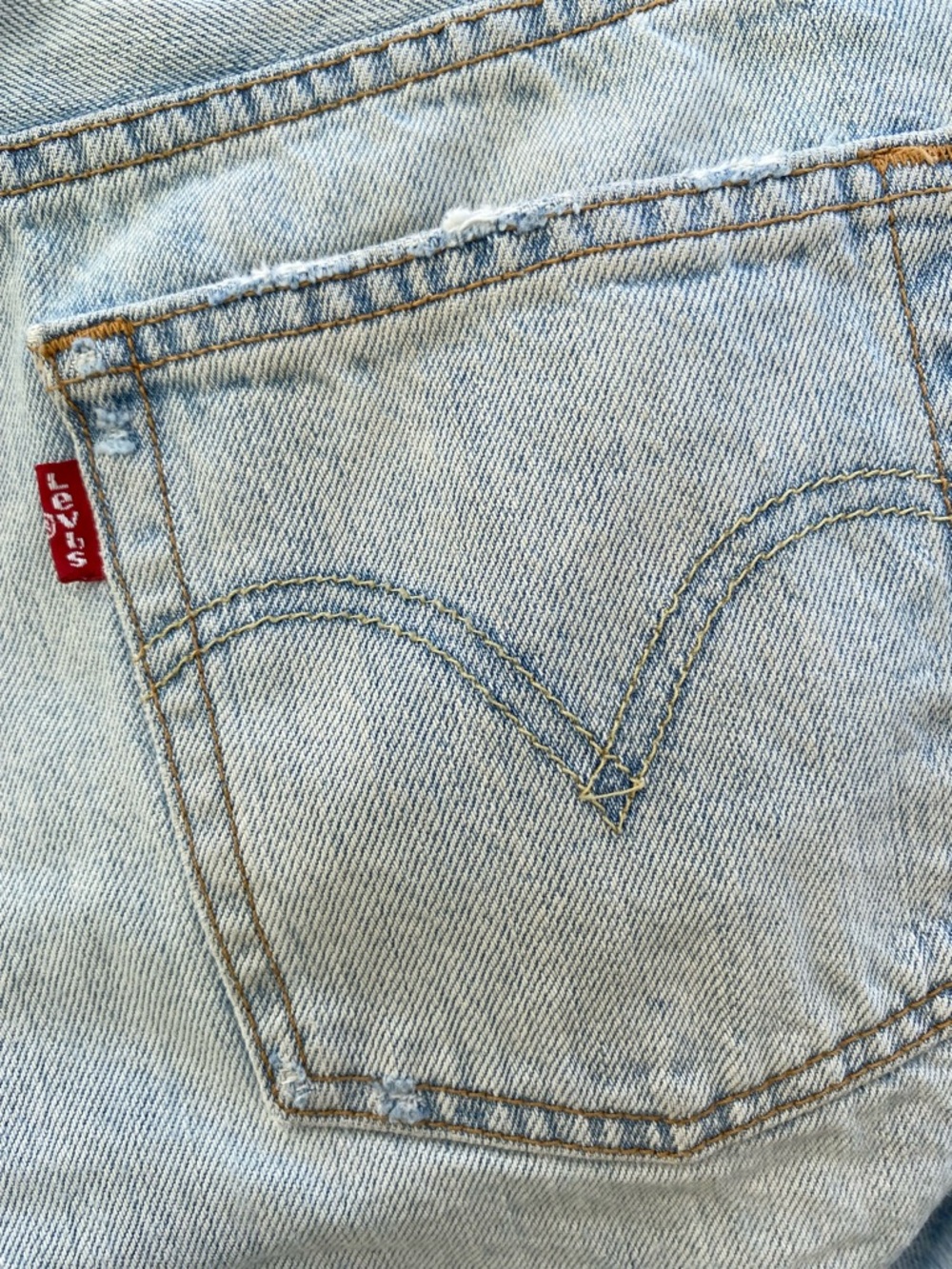 Light Wash Distressed Denim Women’s Shorts - Levi’s - Picture 4 of 4